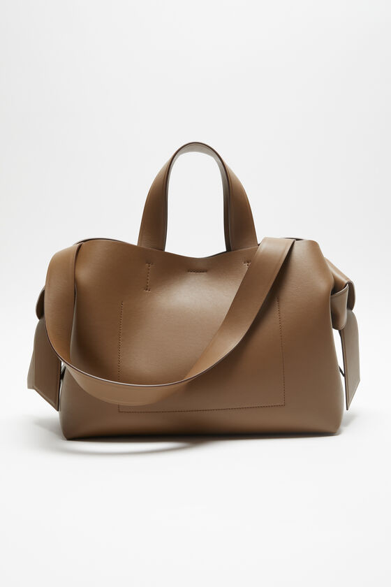 (image for) Effortless Musubi midi tote